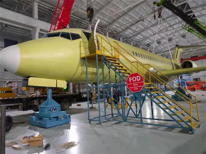 普安县飞机模拟仓